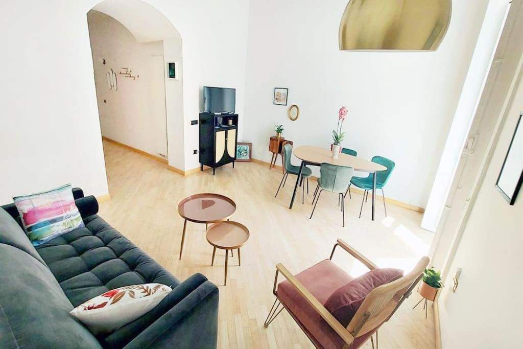 Maison In Centro Napoli Esterno foto