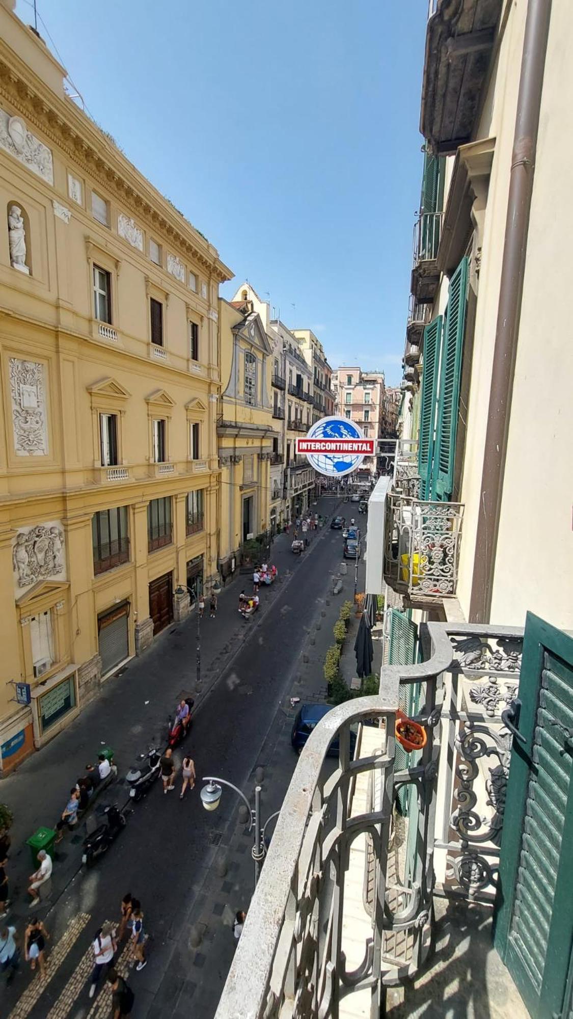 Maison In Centro Napoli Esterno foto